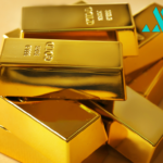 Gold Falls 2.7% to $3,015 as Powell Flags Tariff-Driven Inflation Risk