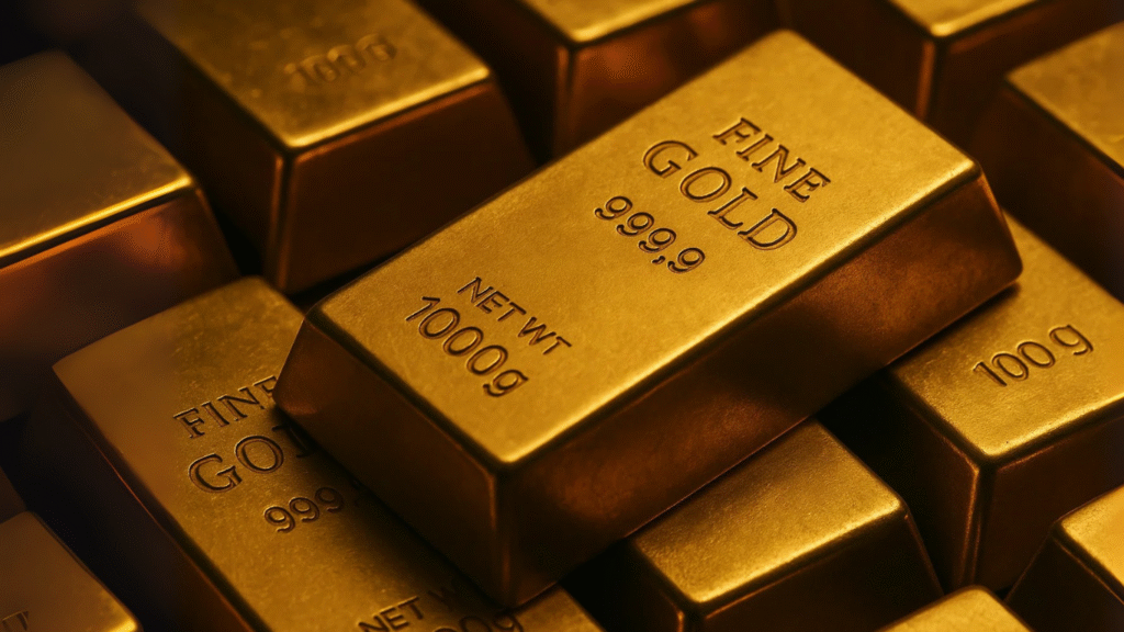 Gold Hits Record $3,926 as Yen Weakens, Fed Cut Bets Intensify