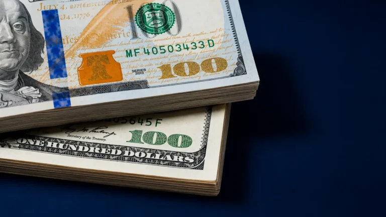 US Dollar Holds Near Multi-Week Highs as Fed Uncertainty Meets Strong Eurozone Growth