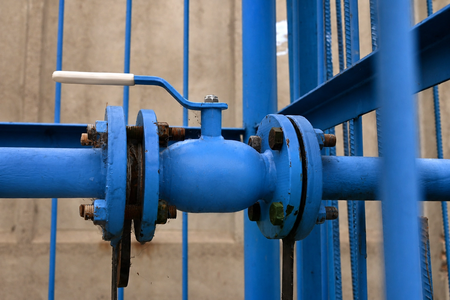 Natural Gas Holds $2.785 as $2.830 Resistance Blocks a Breakout