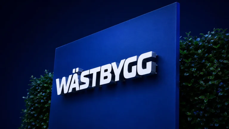 Wästbygg Gruppen Q2 Revenue Falls 33.6% to SEK 637 Million as Net Loss Narrows Sharply