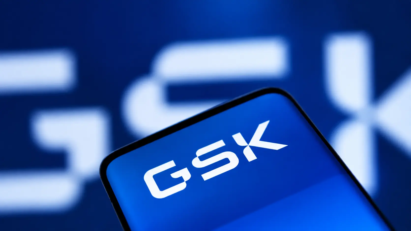 GSK Shares Rise as Berenberg Upgrades to Buy on Stronger Pipeline and Dealmaking