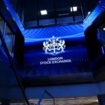 London Stocks Fall as Global Bond Selloff and Middle East Tensions Weigh on FTSE 100